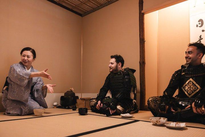 京都 侍甲冑 茶道体験＆プロ写真撮影