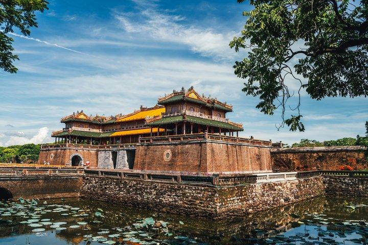 Hue: Imperial Citadel Small-Group Walking Tour