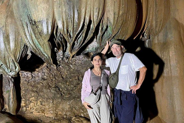 Cao Bang: Loop Tour 3 Days 2 Nights with Local Guide