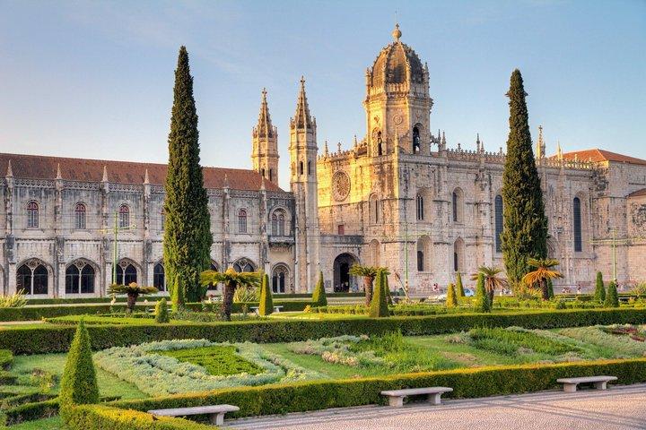 Fátima & Lisbon Private Shore Tour