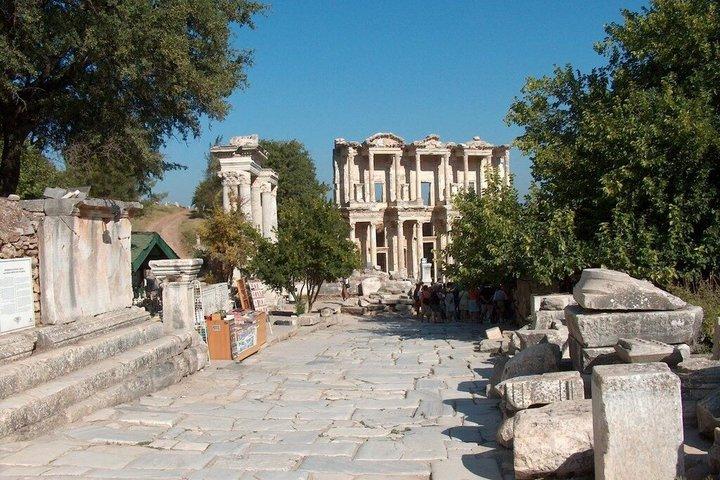 Ephesus Day Tour with Sirince Village and House of Virgin Mary