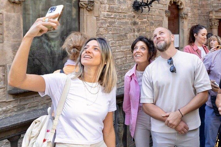 Barcelona Gothic Quarter Guided Walking Tour