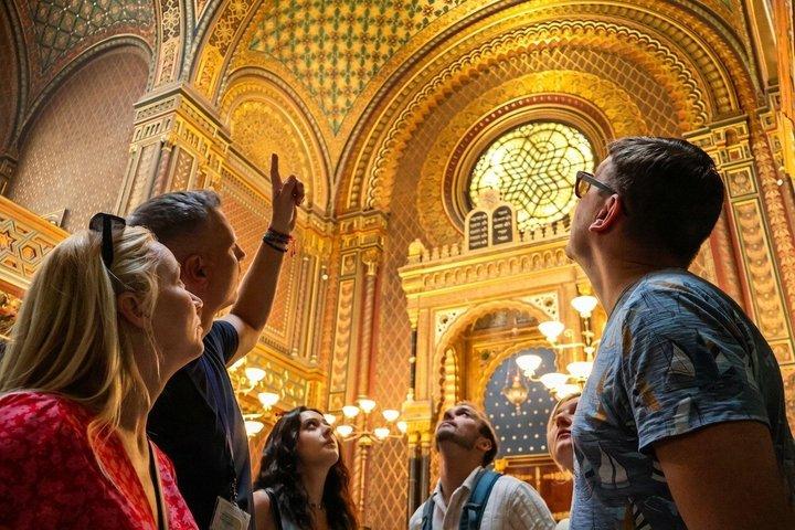 Prague Guided Jewish Quarter and Old Cemetery Tour with Tickets
