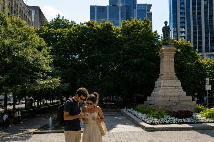 Montreal Scavenger Hunt & Highlights Excursão a pé autoguiada