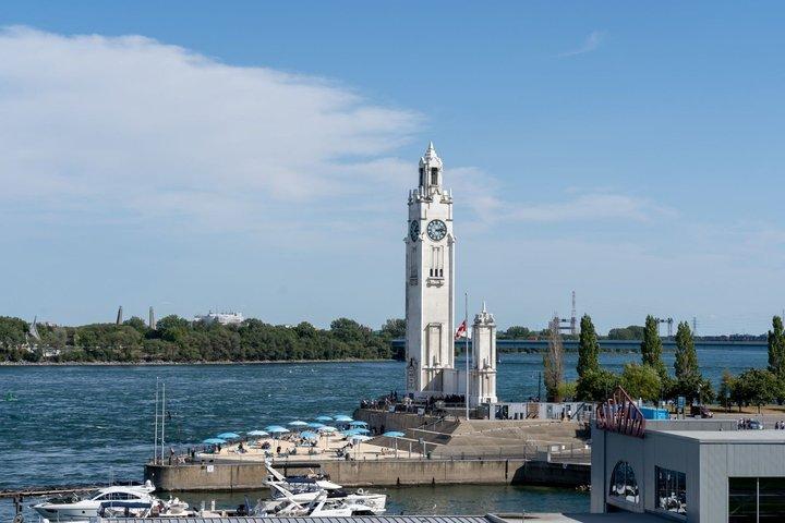 Montreal Scavenger Hunt & Highlights Excursão a pé autoguiada