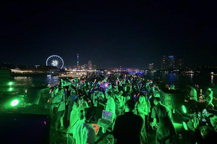 The Opulenceによるバンコク大晦日カウントダウンクルーズ
