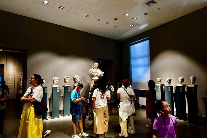 マッシモ宮殿と古代ローマ博物館入場（シティガイド付き）
