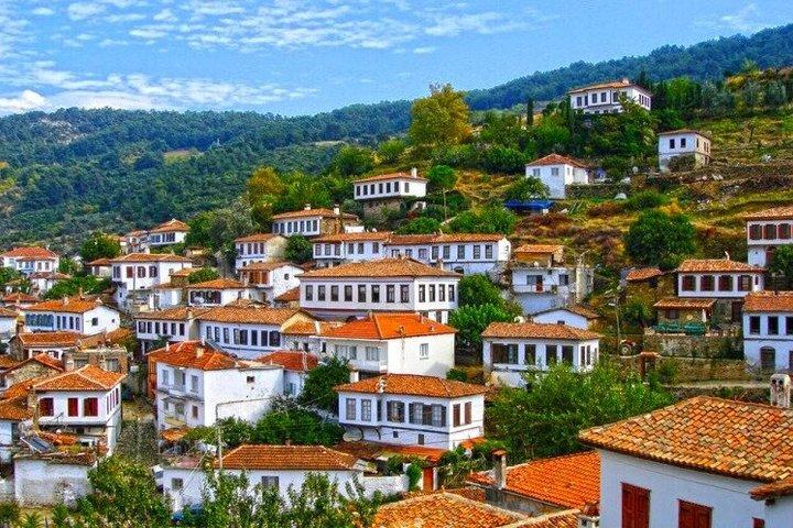 Ephesus Day Tour with Sirince Village and House of Virgin Mary