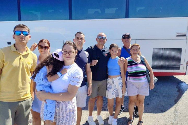 Santorini Private Excursion for Cruise Passengers and Visitors