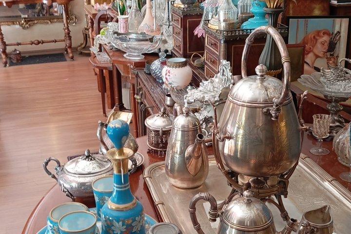 Istanbul Vintage Flea Market & Antique Photo Tour by Motorcycle