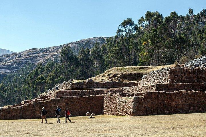 2 - Day Sacred Valley Experience: Vattenfall, Kolibrier,Chinchero