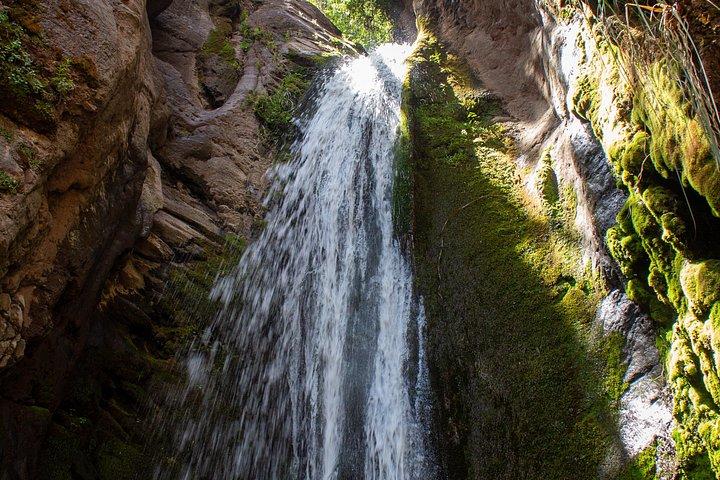 2 - Day Sacred Valley Experience: Vattenfall, Kolibrier,Chinchero