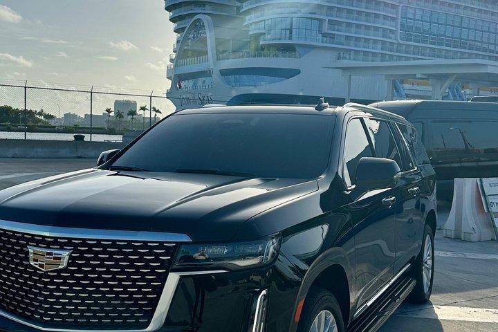 Privater Transfer Miami Flughafen zu oder von Downtown in Premium SUV