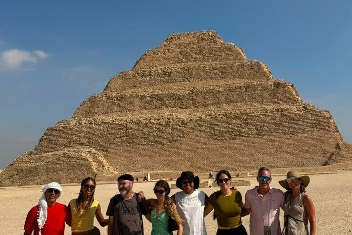 Top : 5時間日帰りツアー Saqqar Pyramid Memphis City