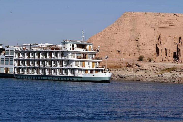 熱気球でルクソールへ、豪華ナイルクルーズアスワン