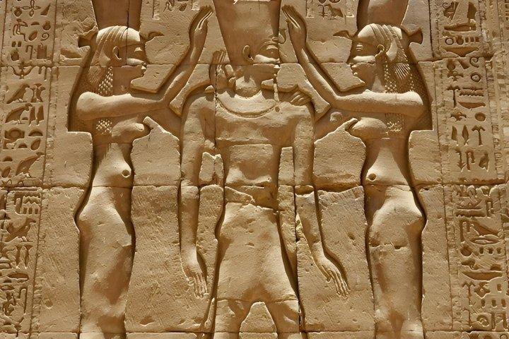 熱気球でルクソールへ、豪華ナイルクルーズアスワン