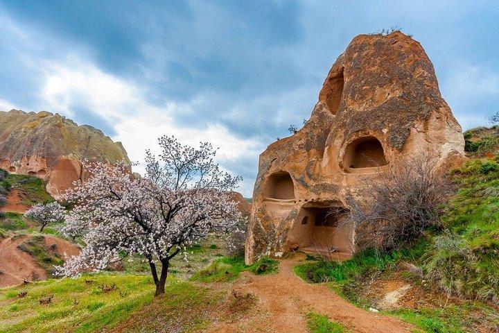 All Inclusive Cappadocia Tour from Istanbul & Balloon Ride Option