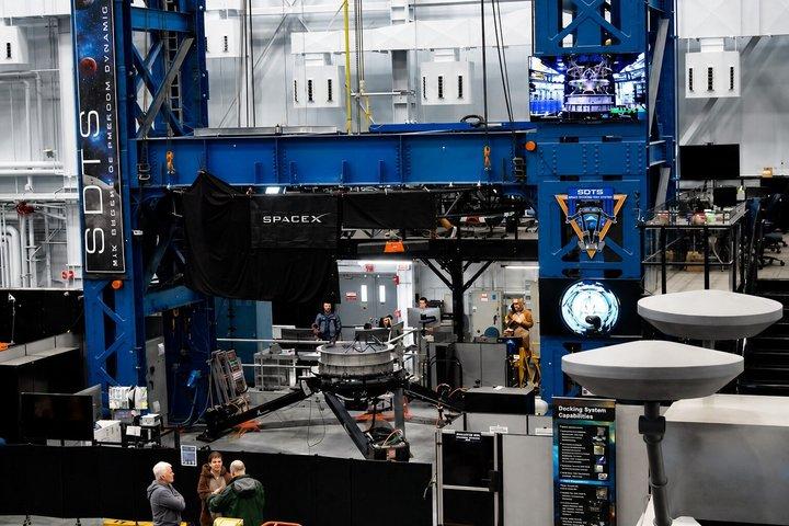 ヒューストンNASA宇宙センター：往復交通費＋NASAチップシート