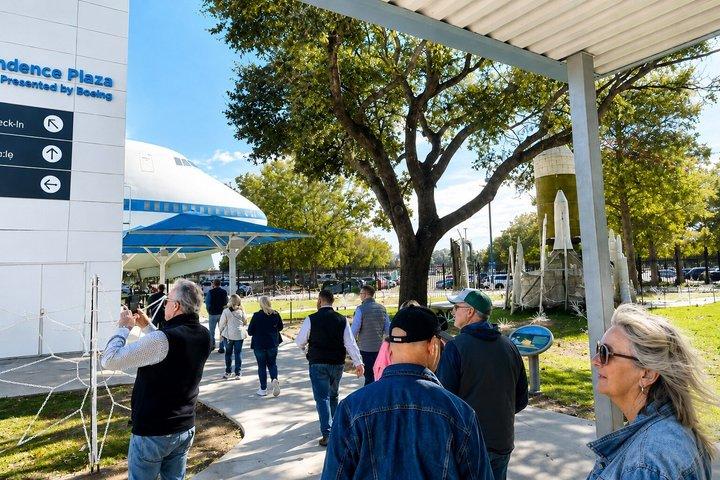 Houston NASA Space Center: Round-Trip Transportation