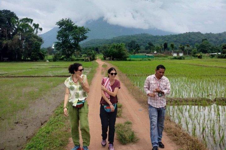チェンダーオの終日洞窟山からの眺め