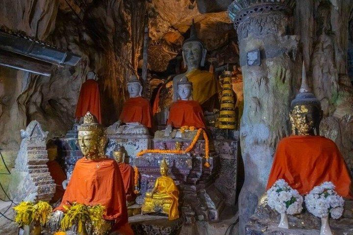 チェンダーオの終日洞窟山からの眺め