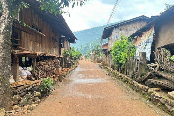 チェンダーオの終日洞窟山からの眺め