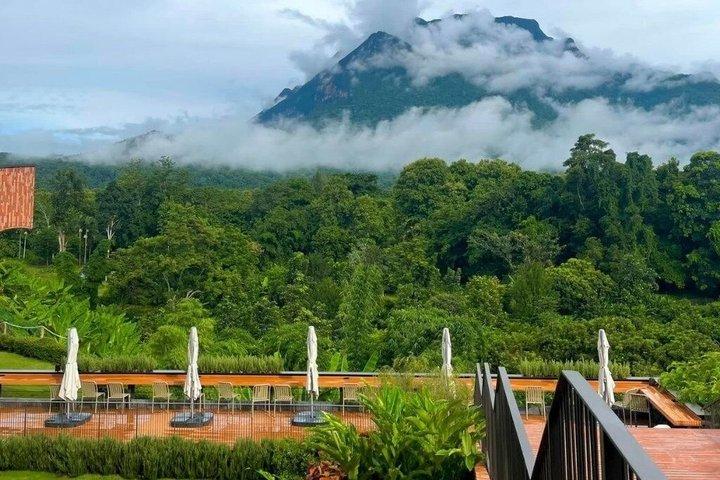チェンダーオの終日洞窟山からの眺め