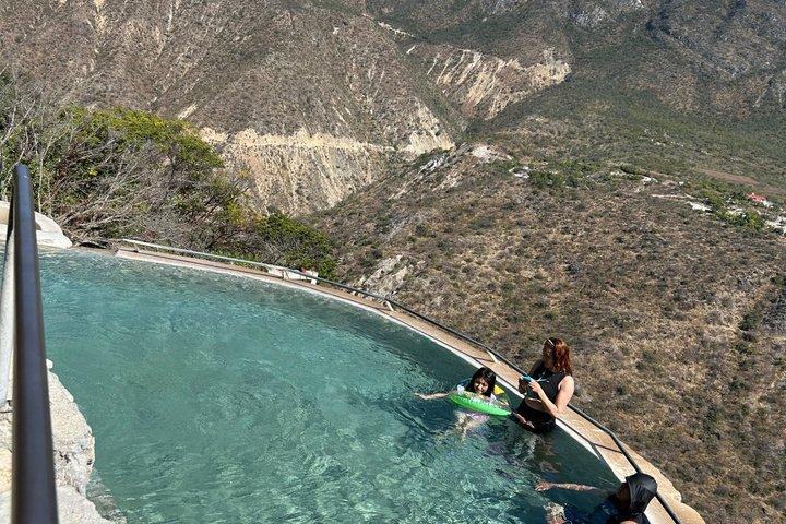 メキシコシティ発、トラントンゴ洞窟日帰りツアー
