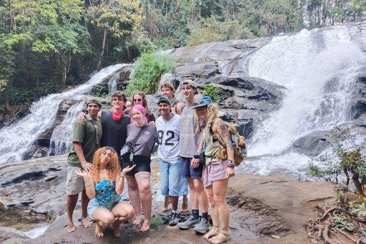 Chiang Mai Ethical Elephant Sanctuary e Pha Dok Siew Trail
