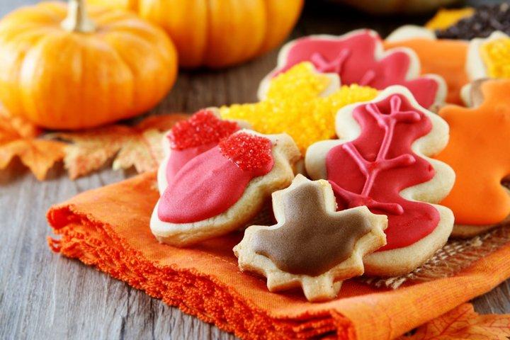 Fun Cookie Decorating Class at a Cocktail Bar in Brooklyn