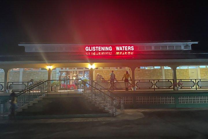 モンテゴ湾発ルミナスラグーンナイトツアー