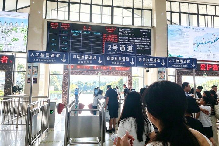 桂林から：桂林ホテルピックアップ付き李江クルーズチケット