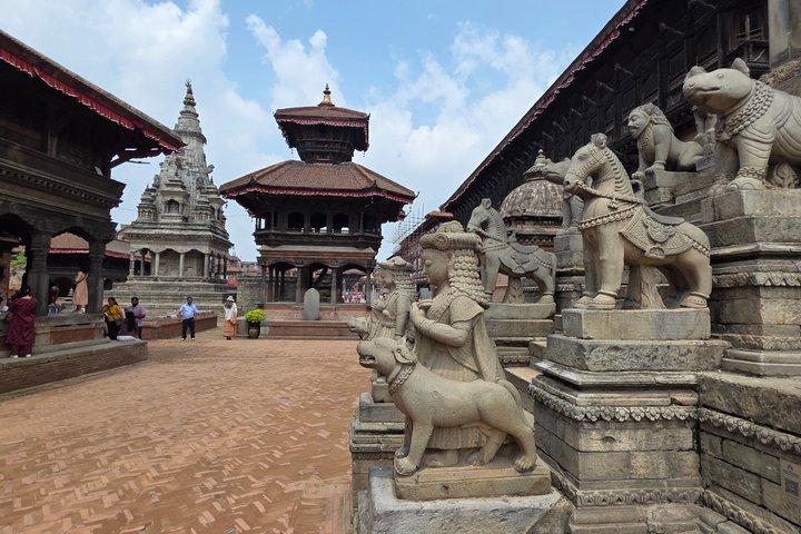 Bhaktapur & Nagarkot privat dagstur från Katmandu