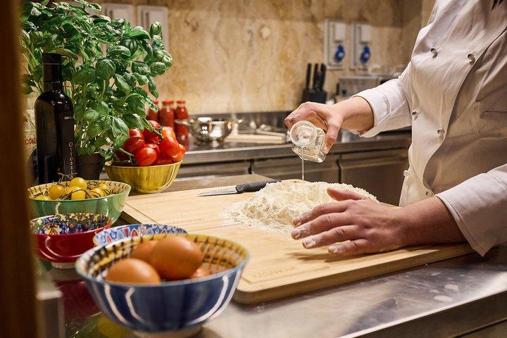 ローマからのモンテプルチアーノ料理教室とワインテイスティング