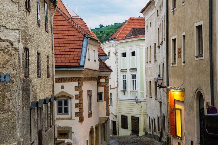 Découvrez la vieille ville de Krems : Sites médiévaux, patrimoine et culture viticole