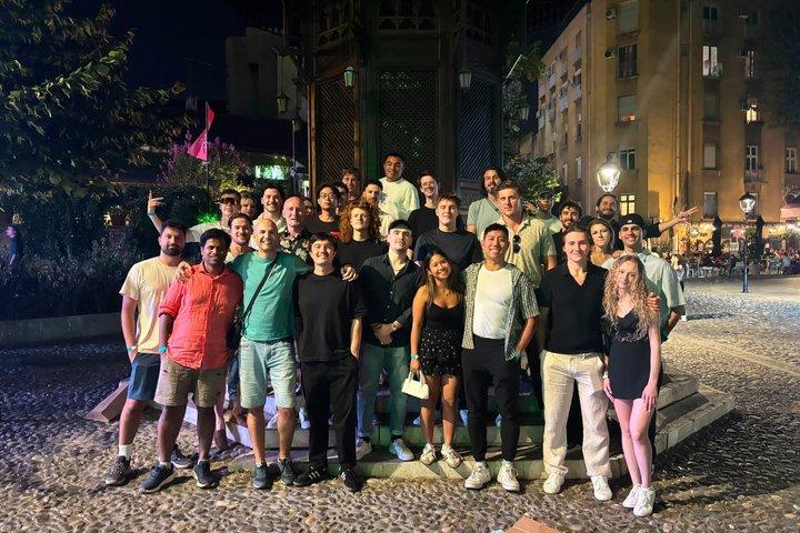 旅行者のためのベオグラード社交ナイトライフパブクロール