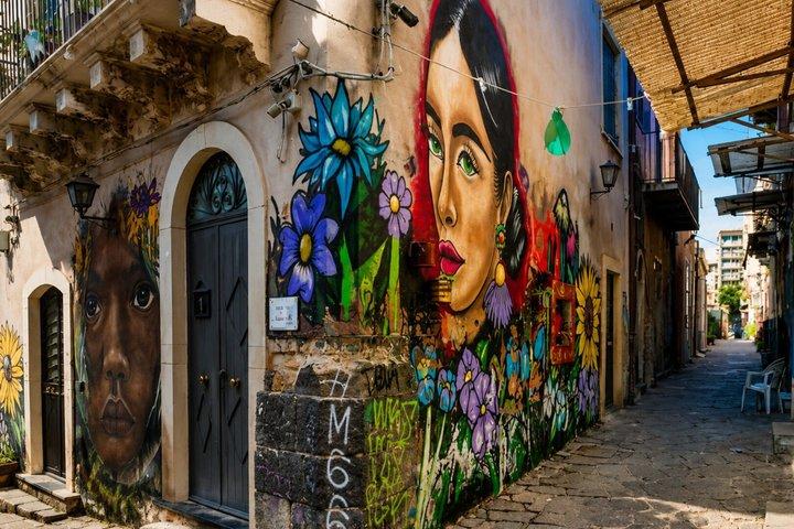 Catania Highlights & Hidden Gems: Tour Privato con una Guida Locale