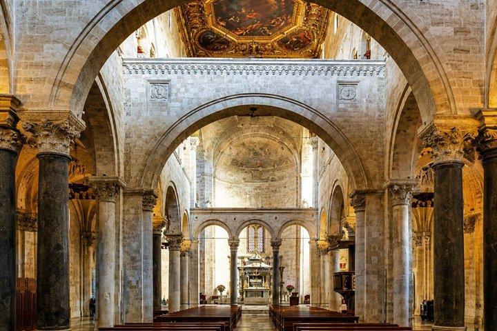 Bari Highlights & Hidden Gems: Private Tour with a Local Guide