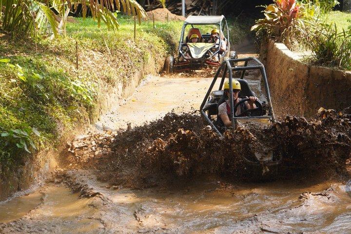 Ubud UTV Jungle Buggy Avventura con pranzo e ritiro
