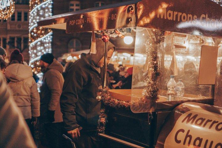 ストラスブール・フードツアー：クリスマスマーケットを巡るグルメツアー