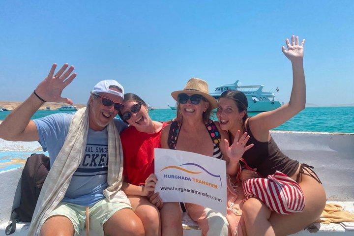Orange Bay Island: Viagem de snorkeling com transferências, almoço e muito mais!