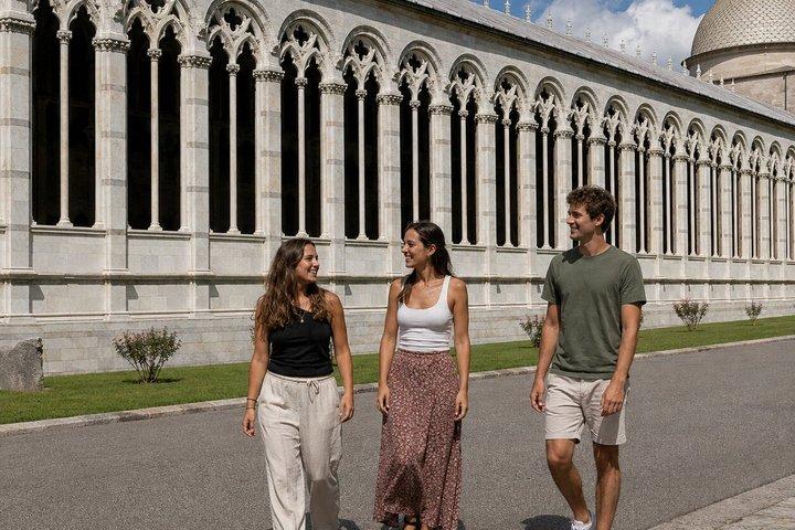 Secrets of Pisa: Self-Guided Scavenger Hunt & Walking Tour