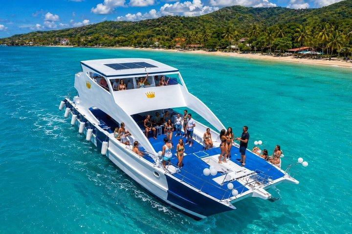 Crucero en barco por Puerto Plata | Esnórquel, barra libre y almuerzo barbacoa