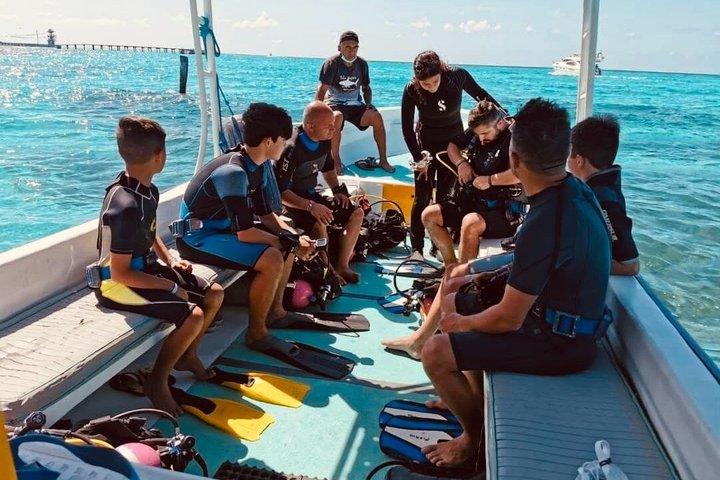 Isla Mujeres Beginner/Family Scuba Diving Experience