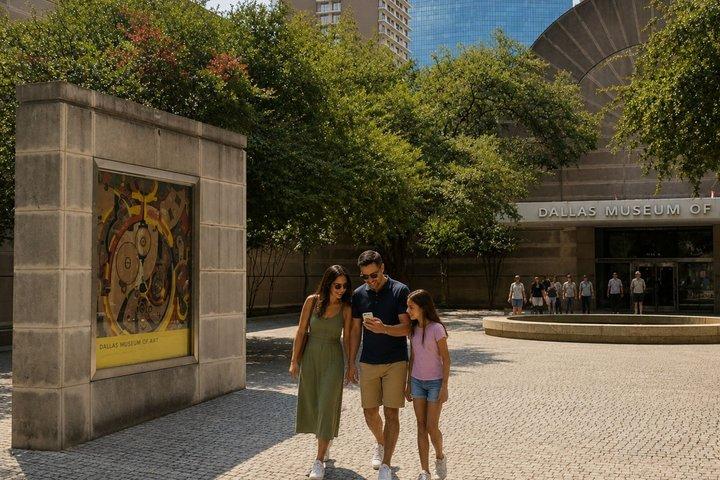 Dallas Scavenger Hunt and Highlights Self Guided Walking Tour