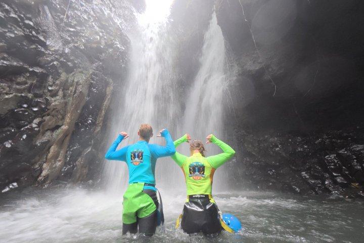 Bali Canyoning Trip – Esplora cascate e gole nascoste