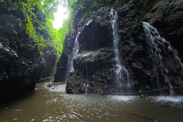 Bali Canyoning Trip – Esplora cascate e gole nascoste