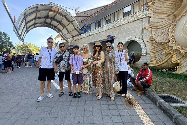 ヌサペニダ島プライベートシュノーケリングツアー（西島旅行付き）