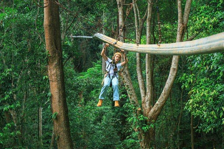チェンマイ終日熱帯雨林ジップラインとタイ料理教室