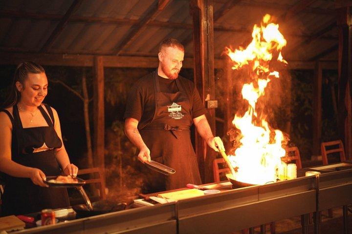 チェンマイ終日熱帯雨林ジップラインとタイ料理教室